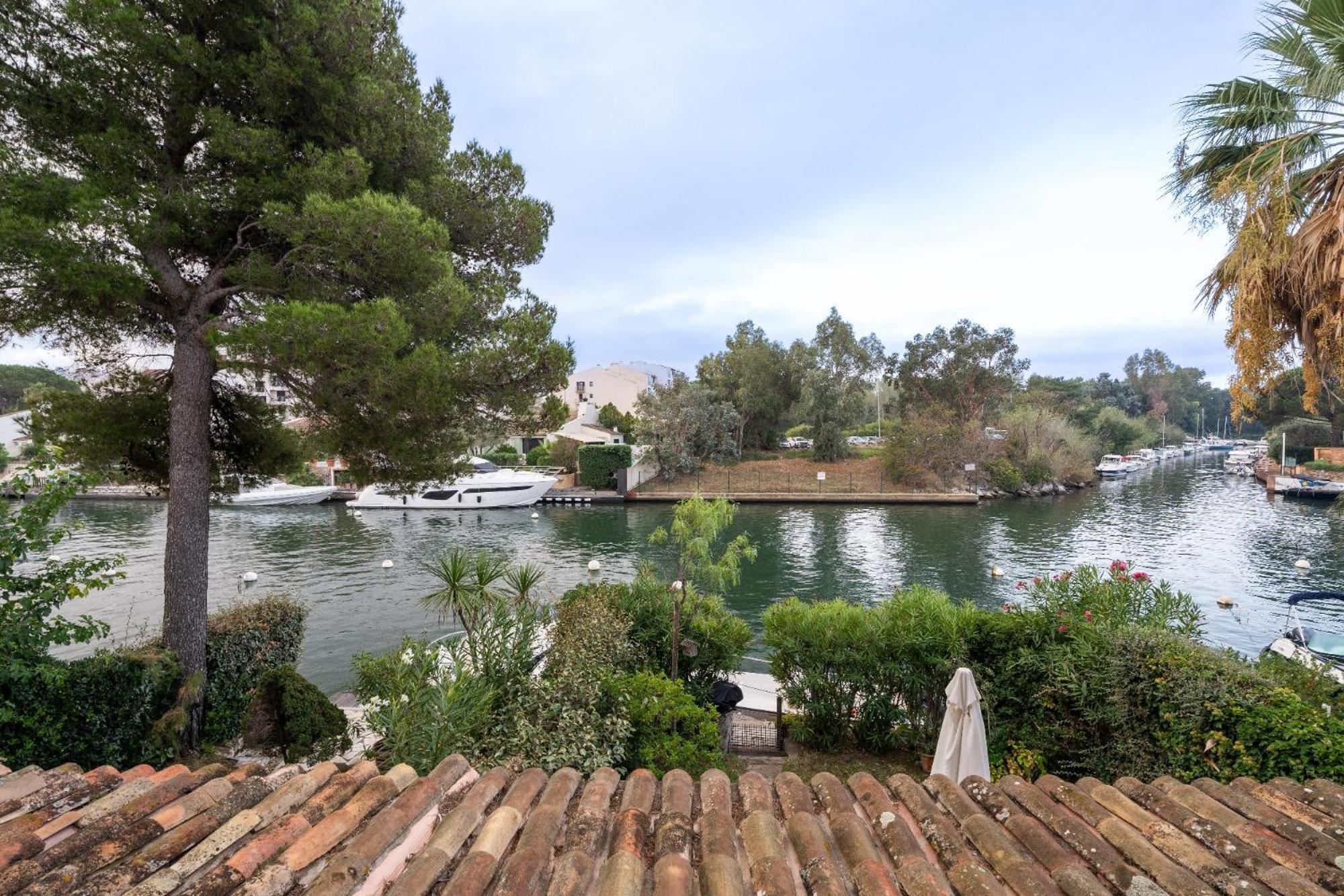 La Petite Venise Apartman Grimaud Kültér fotó